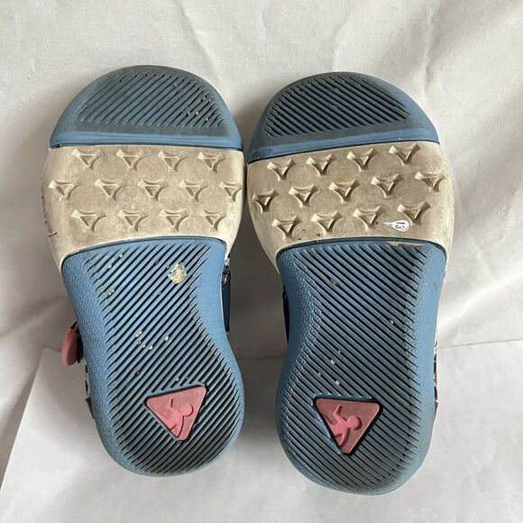 PLAE Kids Sneakers with Navy and Pink Accents - Picture 6 of 7